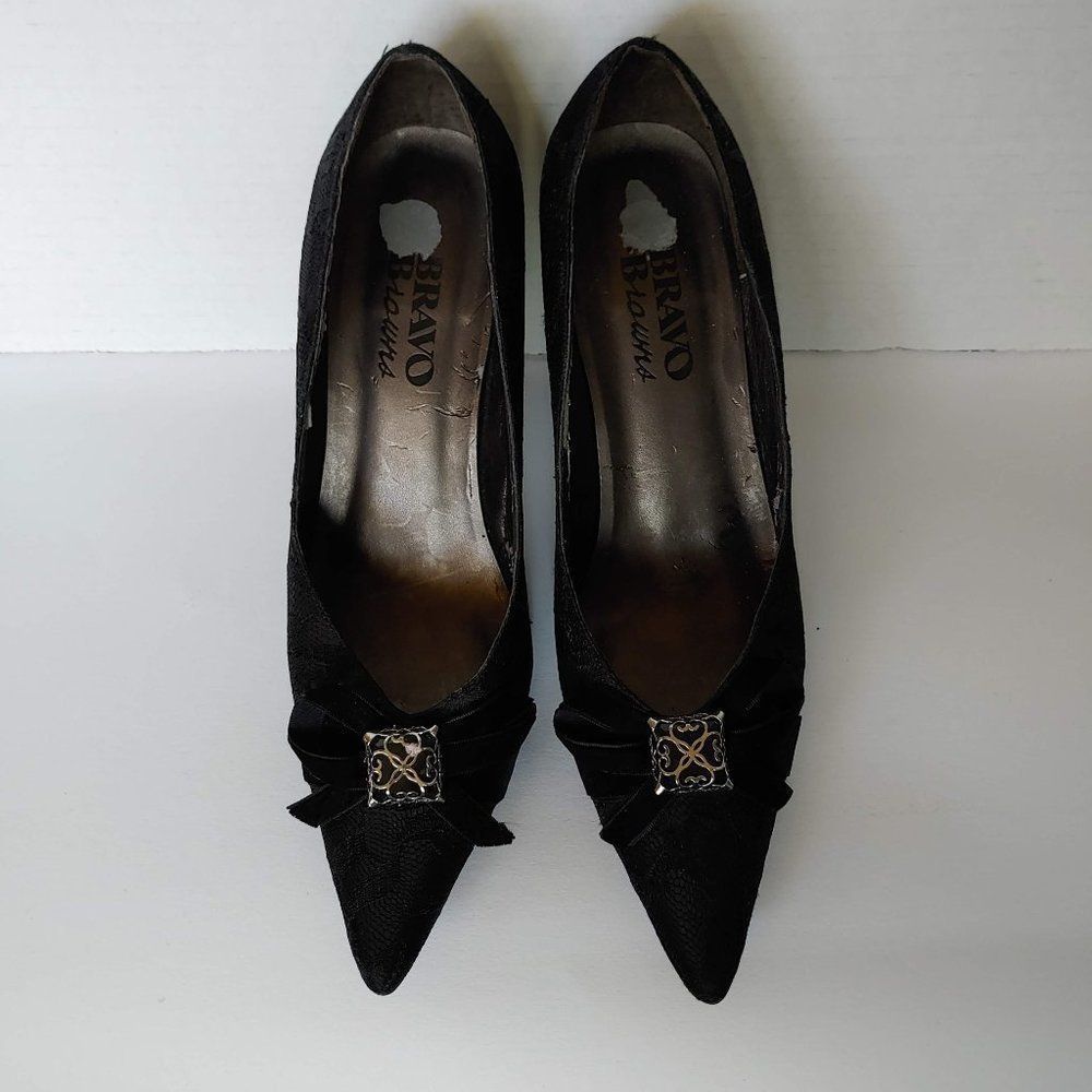 Bravo Brown Lacey Black Pointed Toe Shoes